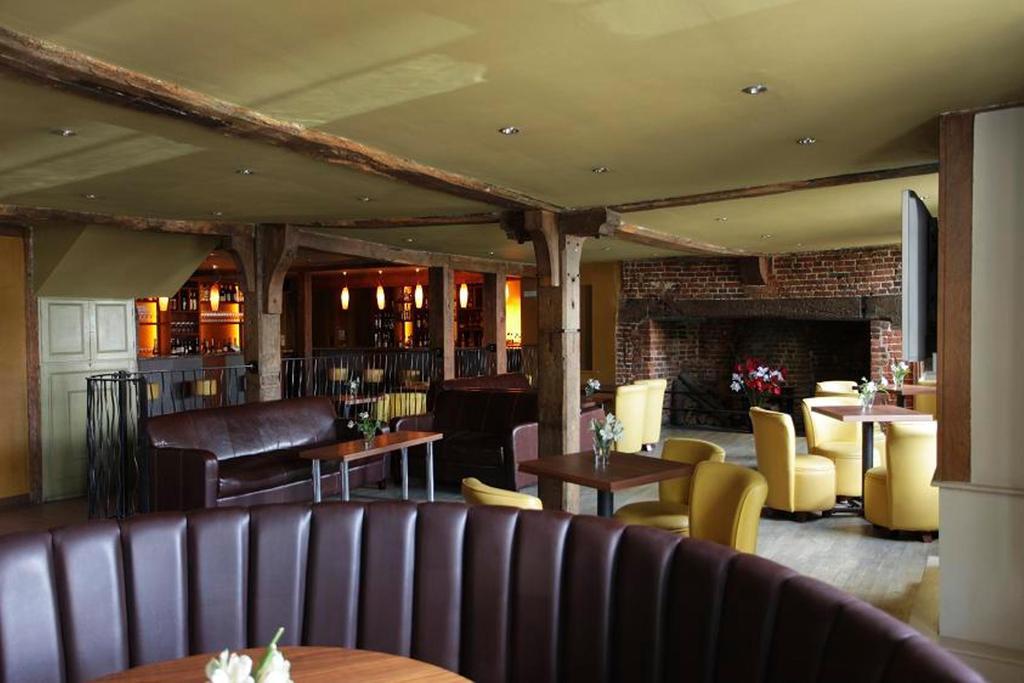 Cobham Lodge Restaurant bilde
